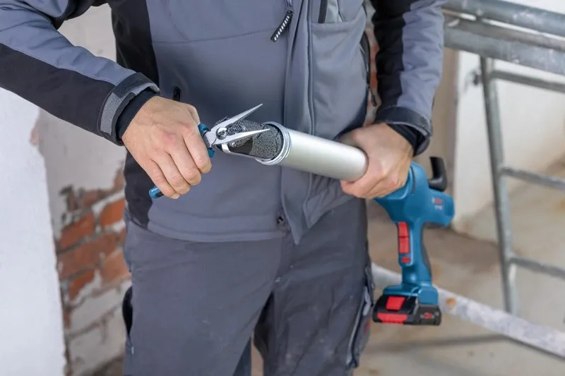 Pistolet Do Silikonu I Kleju GCG-600 18V 0*AH BOSCH