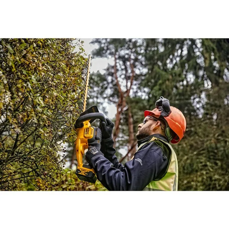 Nożyce Akumulatorowe Do Żywopłotu 55cm 18V Xr 0*AH DEWALT