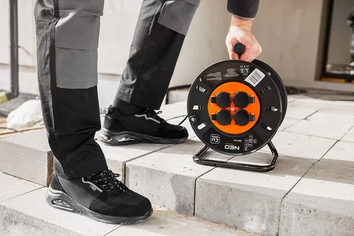 Półbuty Robocze S1 Sr Stalowy Podn.odblaskowe ROZM.43 NEO