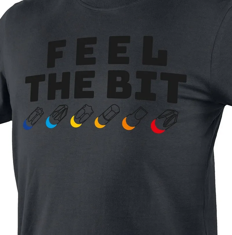 T-Shirt Z Nadrukiem Feel The Bit Rozmiar M NEO