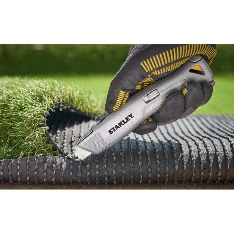 Nóż Heavy Duty Ostrze Trapez Chowane Metalowy STANLEY - Srebrny
