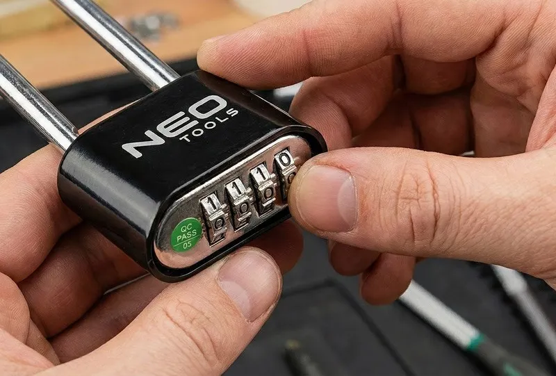 Kłódka Długa Na Szyfr 101*51.5*24MM NEO
