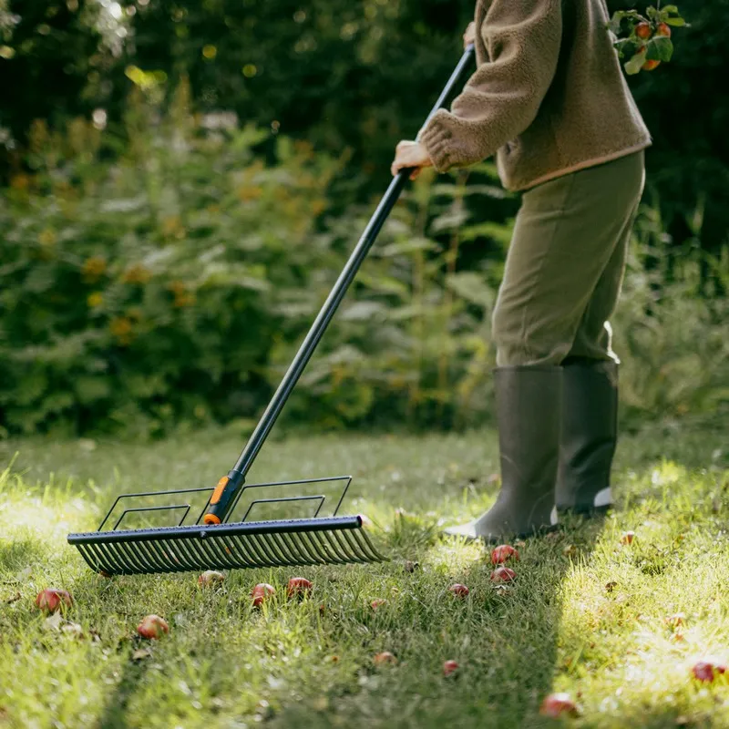 Grabie Do Trawnika Metalowe Oneclick FISKARS