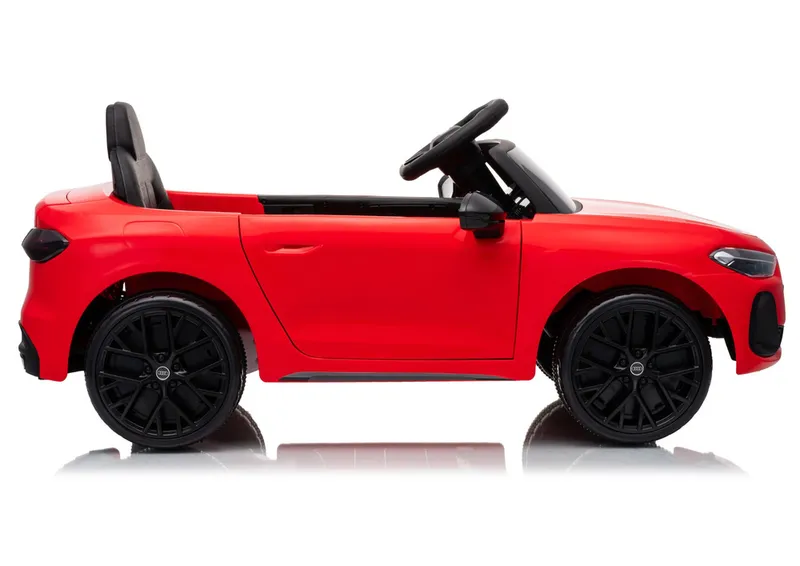 Pojazd Na Akumulator AUDI A5L HL788 - Czerwony