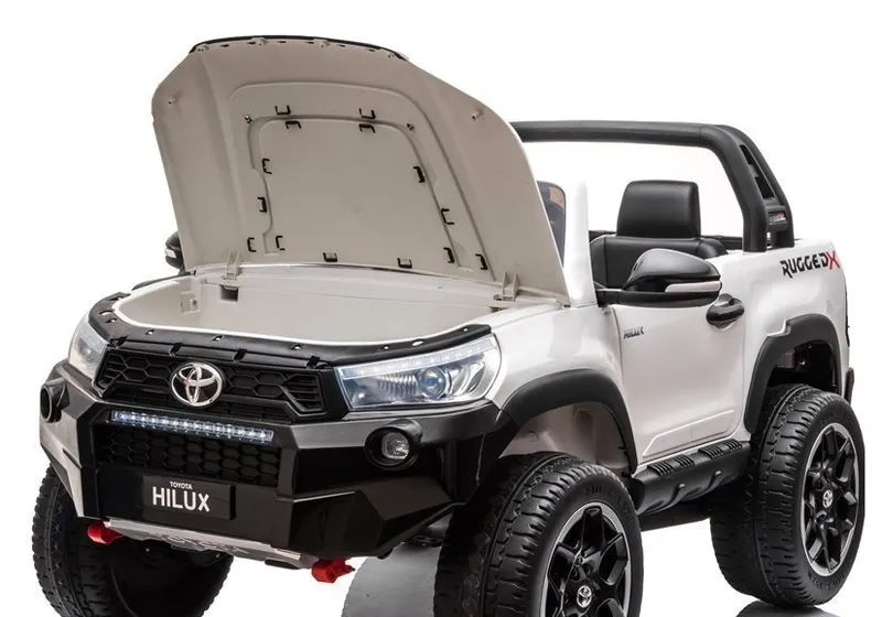 Auto Na Akumulator TOYOTA Hilux - Biały