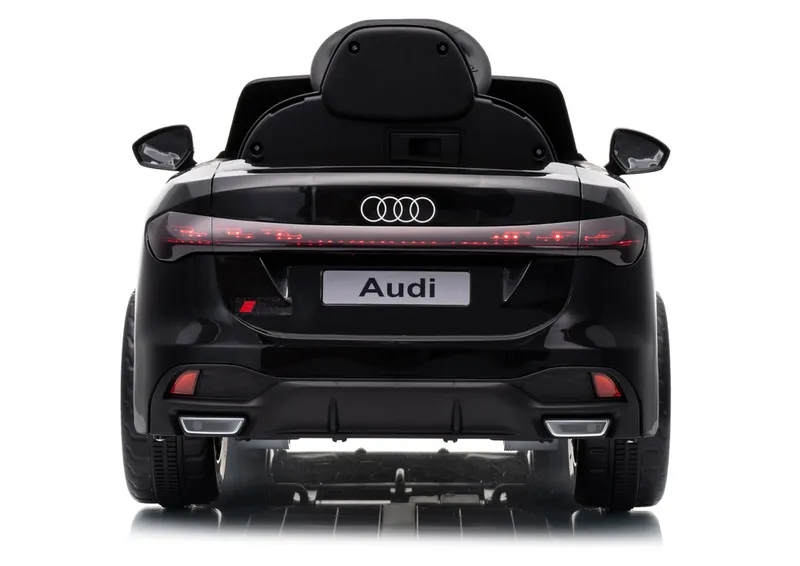 Pojazd Na Akumulator AUDI A5L HL788 - Czarny