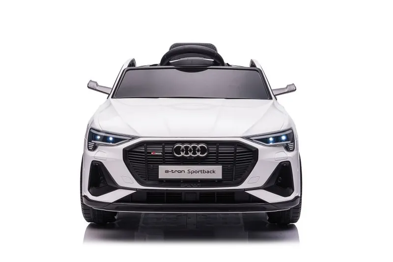 Auto Na Akumulator AUDI E- Tron QLS-6688 Światła LED MP3 - Białe