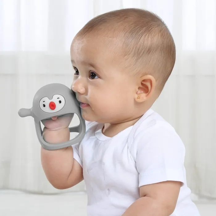 SMILY MIA M12030-3 Gryzak Silikonowy Pingwin Light Grey