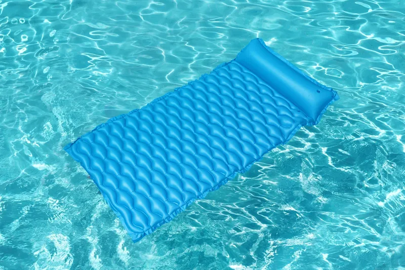BESTWAY 44020 Dmuchany Materac Plażowy Zwijany 2,13x86 - Niebieski