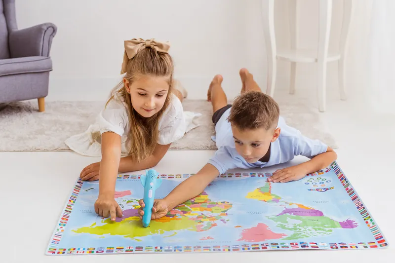 DUMEL DG 64240 Interaktywna Mapa Świata