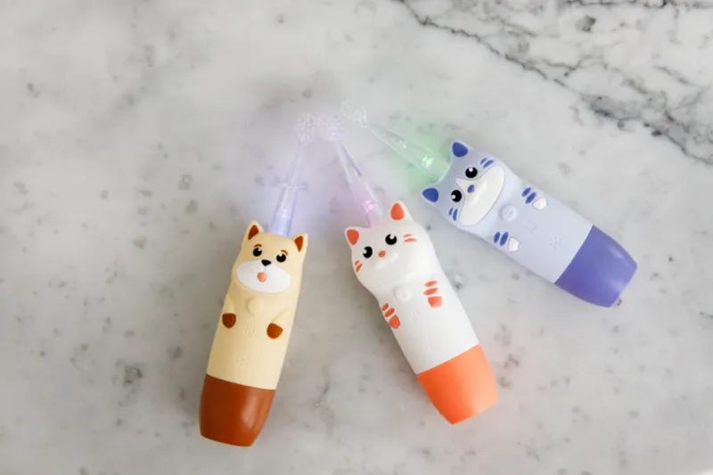 INNOGIO GIO-453WHITE Soniczna Szczoteczka Dla Dzieci GIOcat - Biała