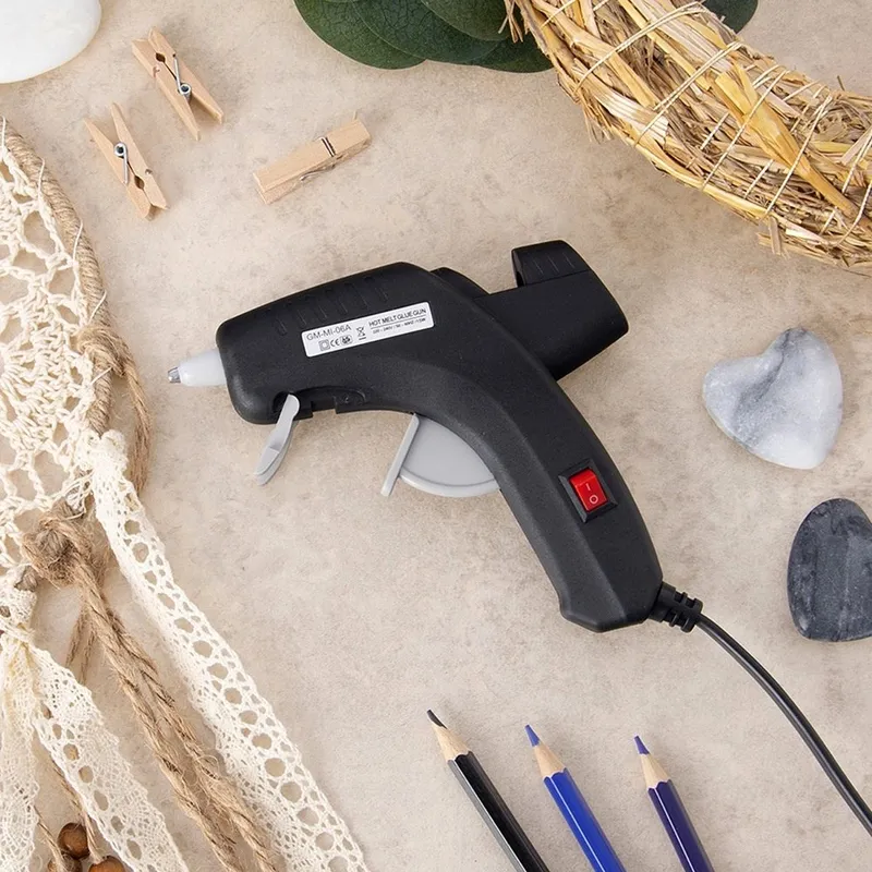 Pistolet Do Kleju Na Gorąco Lekki 15W Na Wkłady 0,7 cm MEBLIVA