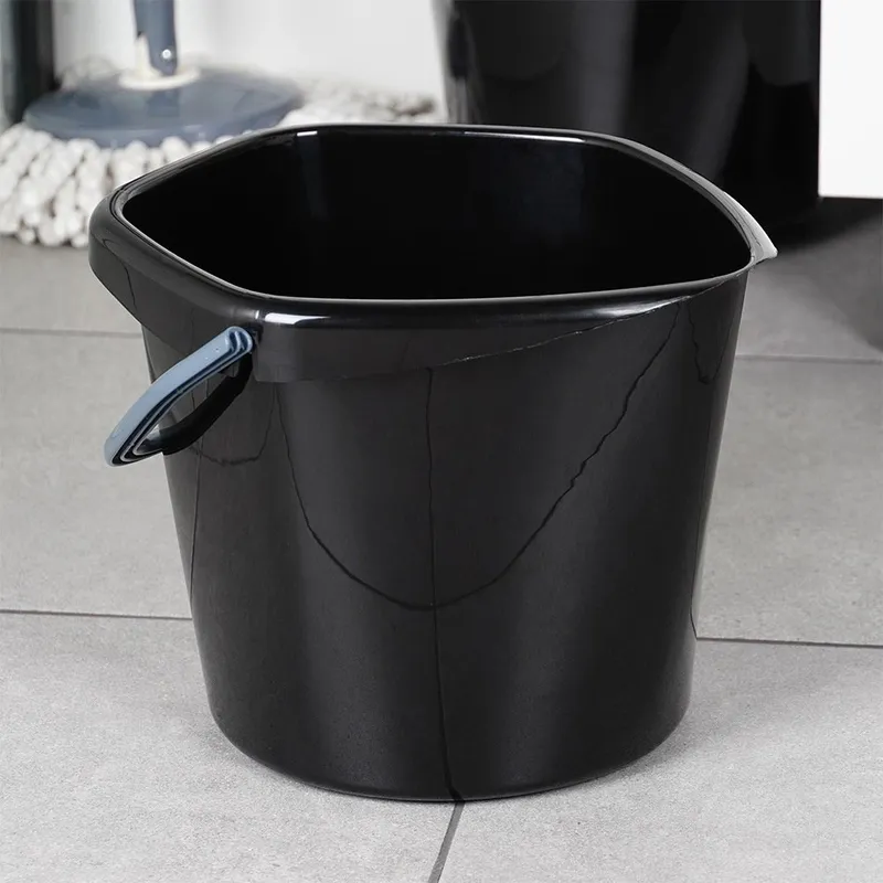 Wiadro Gospodarcze Plastikowe 10 l Wygodna Wylewka MEBLIVA - Czarne