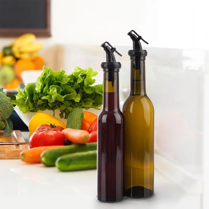 Butelka Na Oliwę Ocet 210 ml Szklana Ciemna Z Dozownikiem MEBLIVA - Brązowa