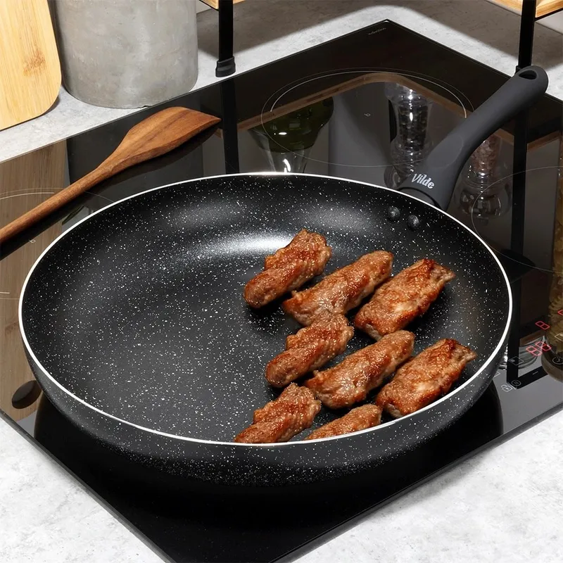Patelnia Granitowa 32 cm Black Line Indukcja Gaz Non-Stick MEBLIVA