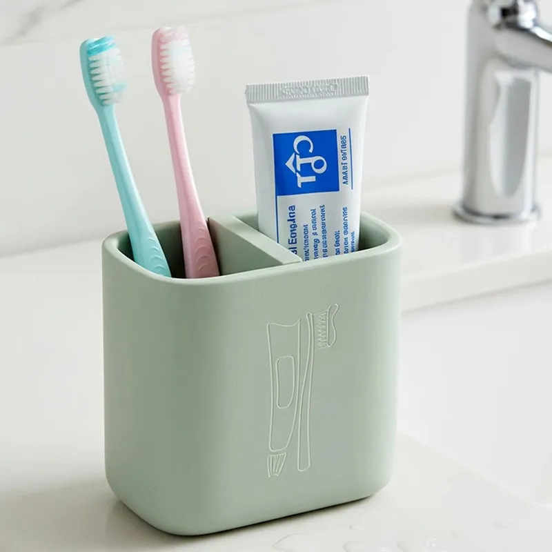 Kubek Łazienkowy Na Szczoteczki Dzielony Greenish MEBLIVA - Miętowy