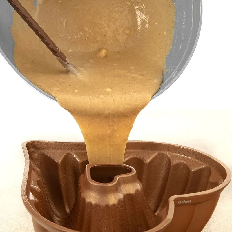 Miska Do Ciasta Z Pokrywką 4 l Tworzywo Szczelna Do Mikrofali MEBLIVA