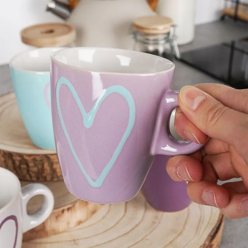 Zestaw Kubki Na Kawę Herbatę Kakao Ceramiczne Serca 210 ml 4 szt. MEBLIVA