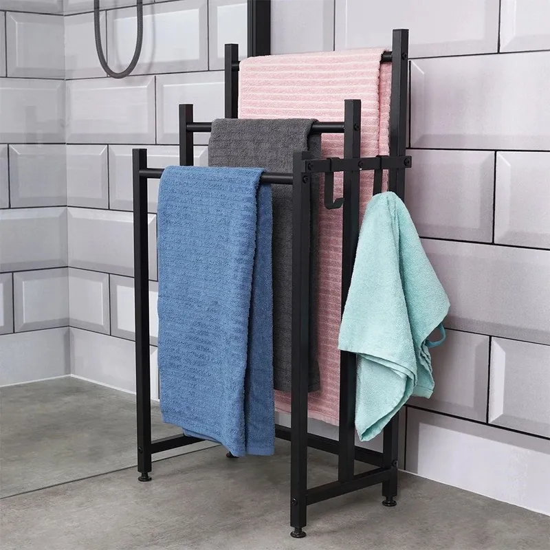 Wieszak Na Ręczniki Stojący Metalowy Solidny 45,5x25,5x84 MEBLIVA - Czarny