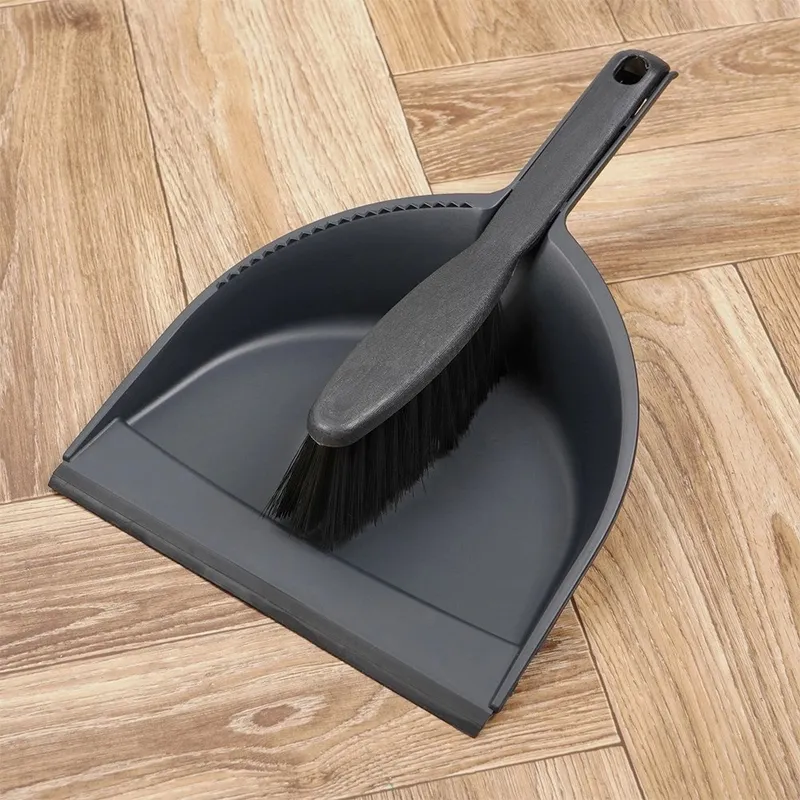 Zmiotka Z Szufelką 129 g Z Recyklingu Gumowy Rant MOVEMANIA - Czarna