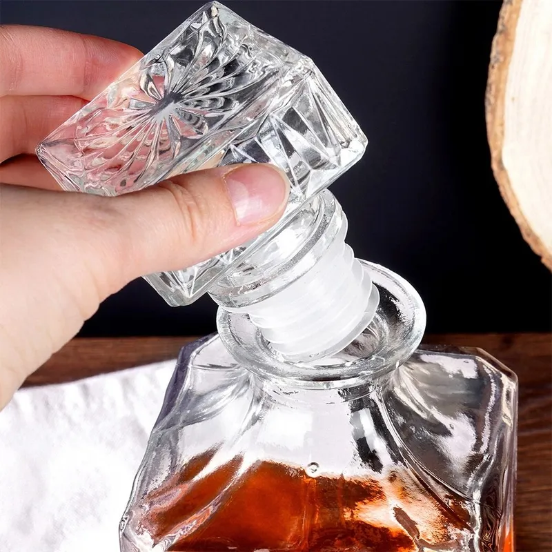 Karafka I Szklanki Do Whisky Szklane 900 ml + 4x300 ml 5 el. MEBLIVA