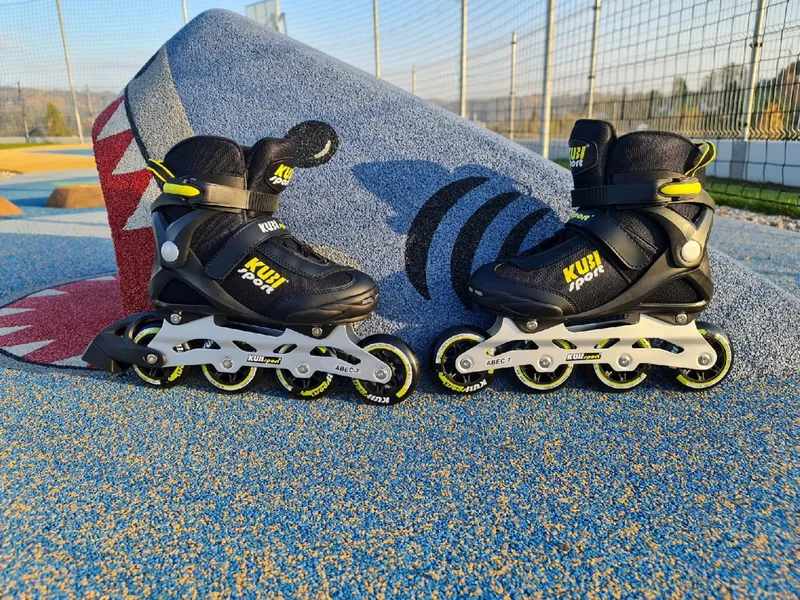 Rolki Damskie Męskie Kauczukowe Solidne Z Hamulcem Roz. MOVEMANIA - Czarne
