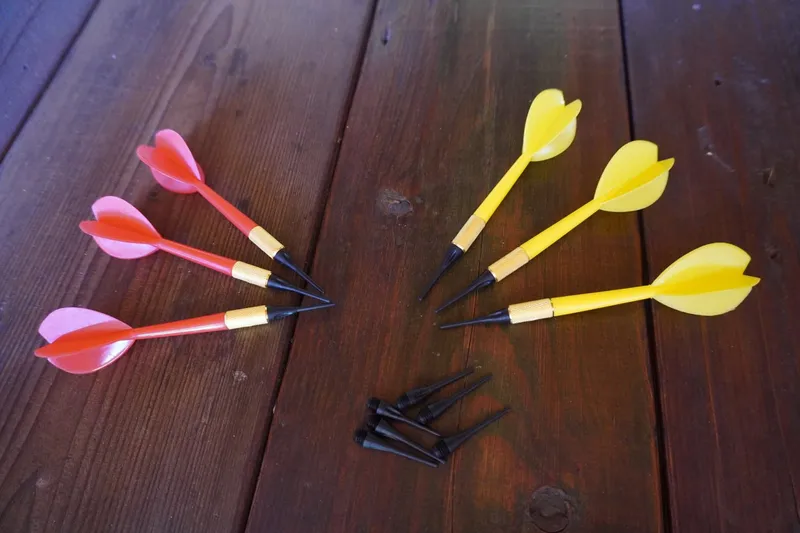 Zestaw Tarcza Soft Perforowana Dart Gra W Rzutki Lotki 36 cm MOVEMANIA