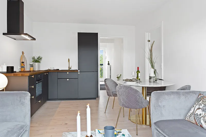 Stół MEBLIVA Bolzano Okrągły 110cm Glamour - Złoty