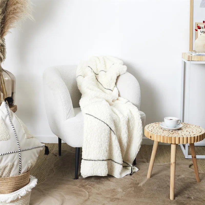 Pled Sherpa MEBLIVA 130x160 cm, Gruby Koc Boho - Biały