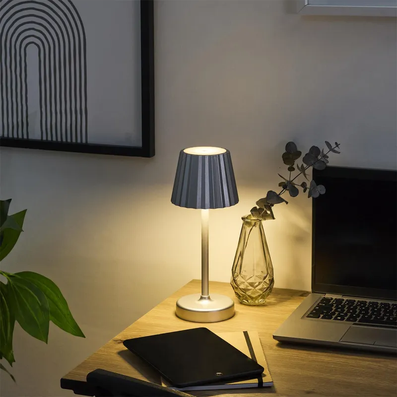 Lampka Nocna MEBLIVA Blanca LED Dotykowa Na Baterie - Srebrna