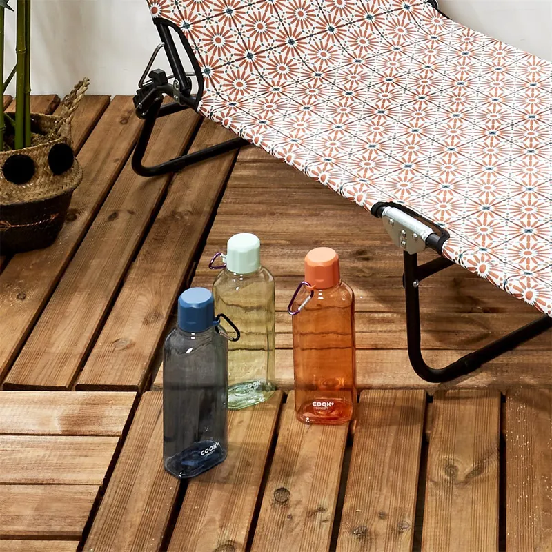 Butelka Do Wody MEBLIVA 700ml Z Karabińczykiem - Pomarańczowa
