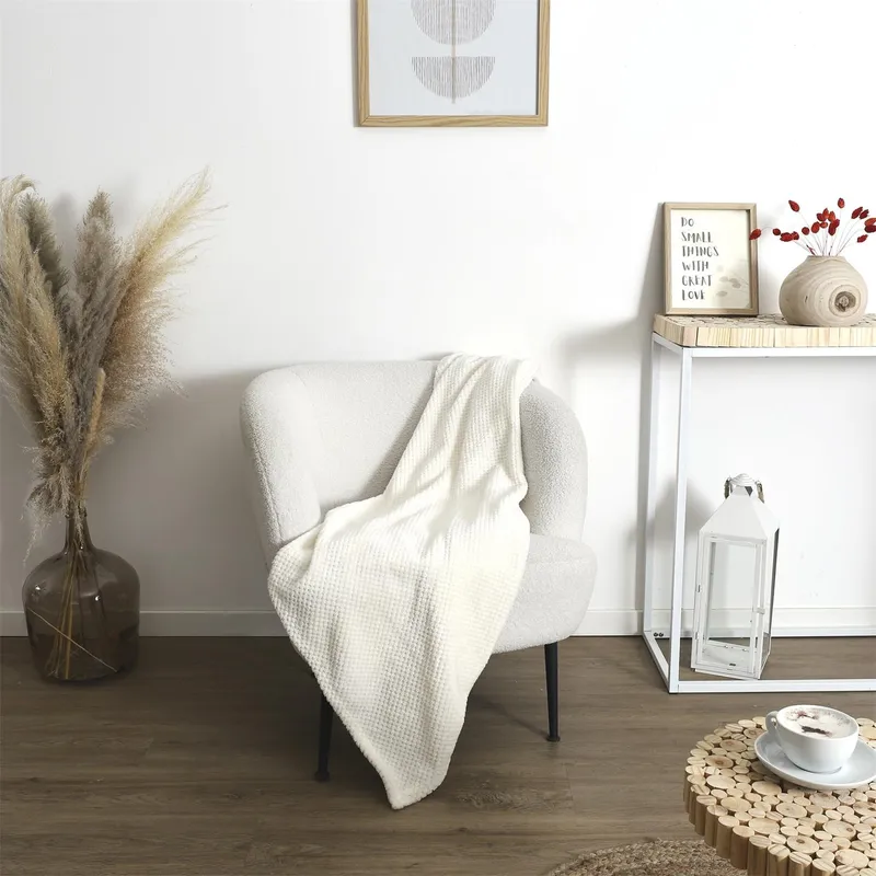 Koc Pled MEBLIVA Honeycomb 120x150cm, 100% Poliester - Kremowy