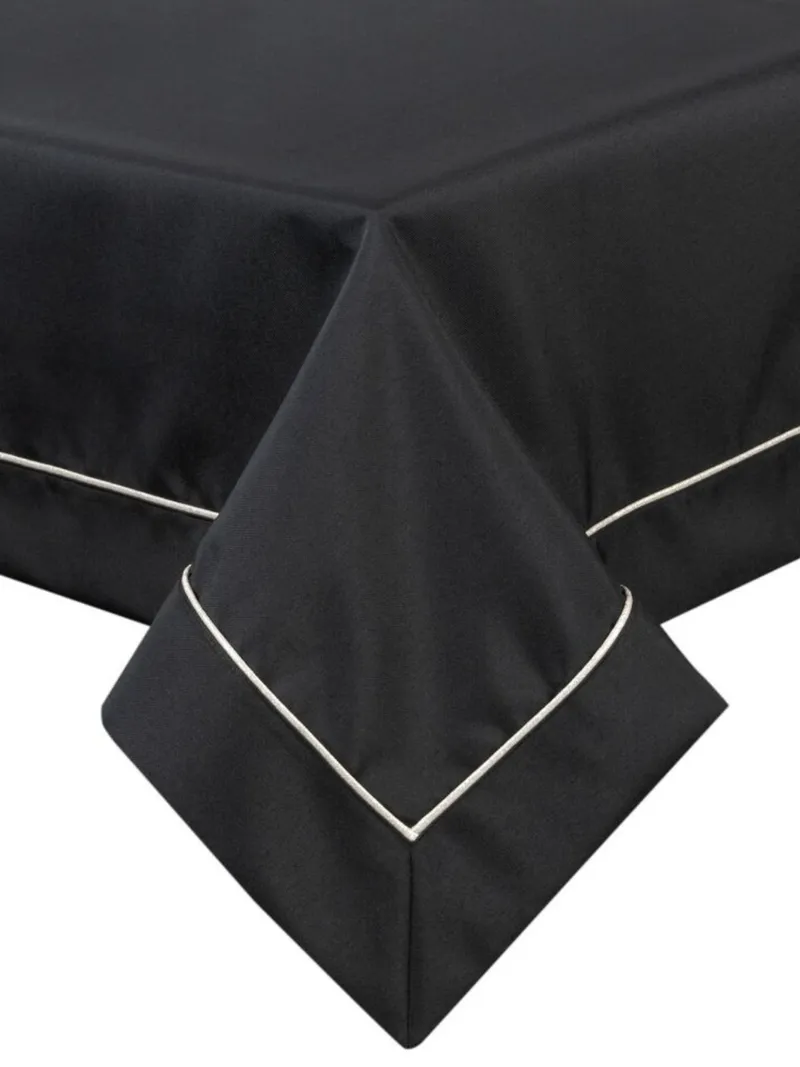 Obrus DORITA 145x300 cm - Czarny