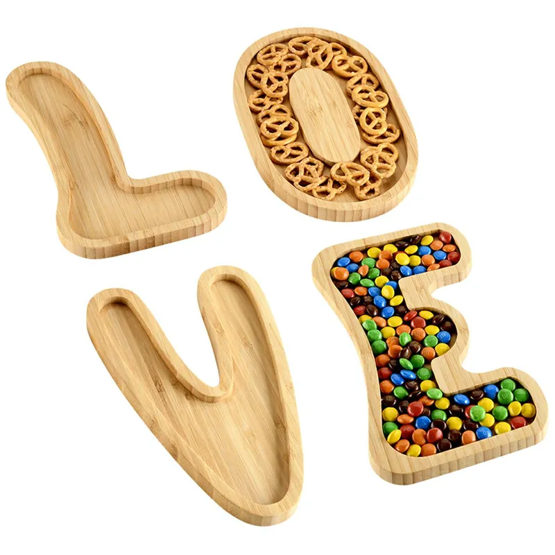 Zestaw 4 Desek Do Serwowania Love