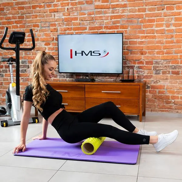 MFK01 Violet- Black Mata Fitness Klubowa Z Otworami Hms Premium