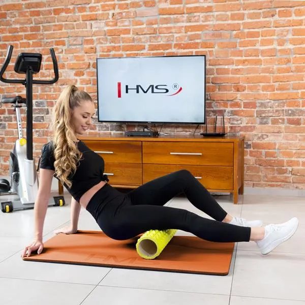 MFK01 Orange-Black Mata Fitness Klubowa Z Otworami Hms Premium